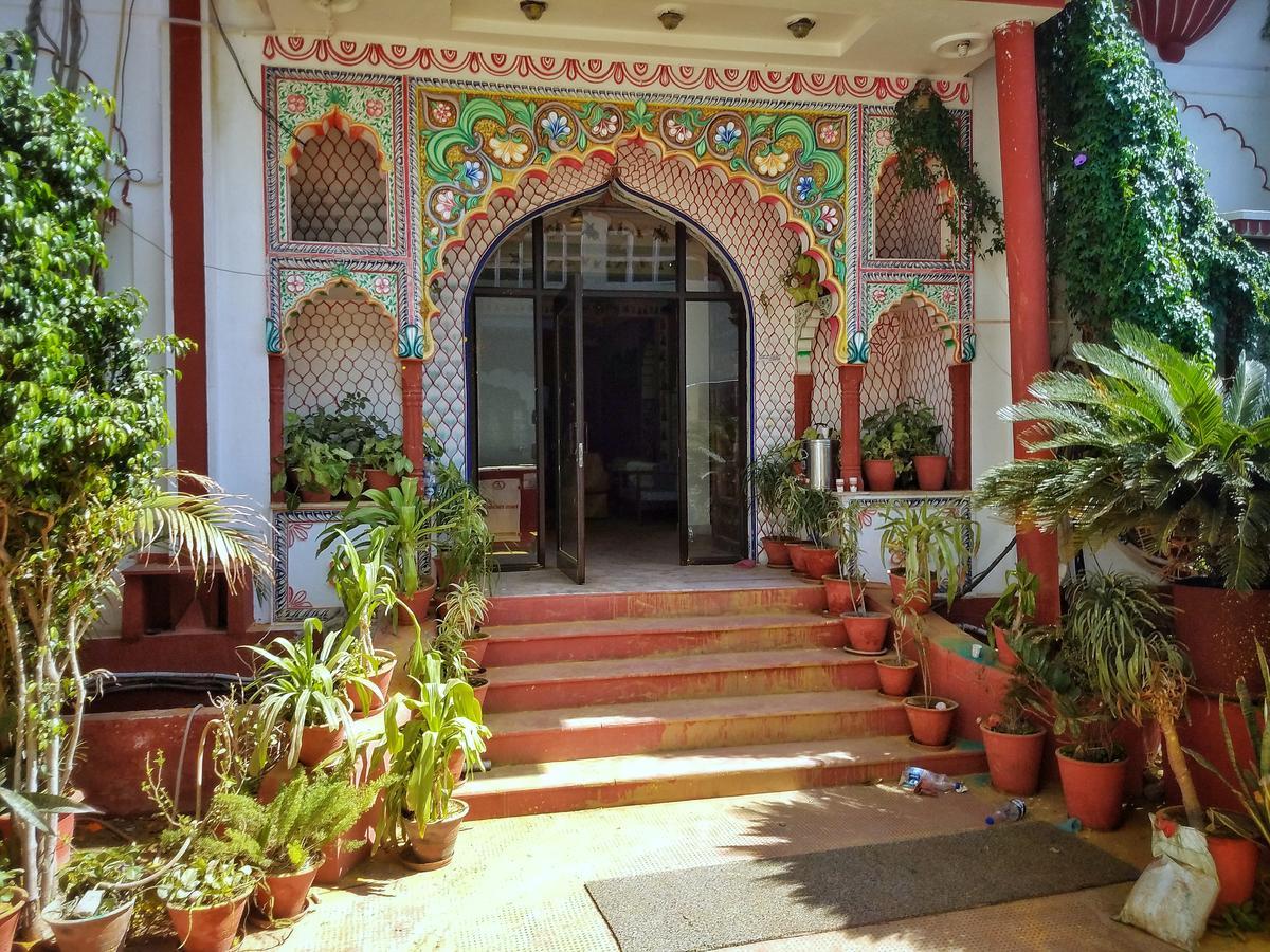 Madpackers Pushkar Hostel Exterior photo